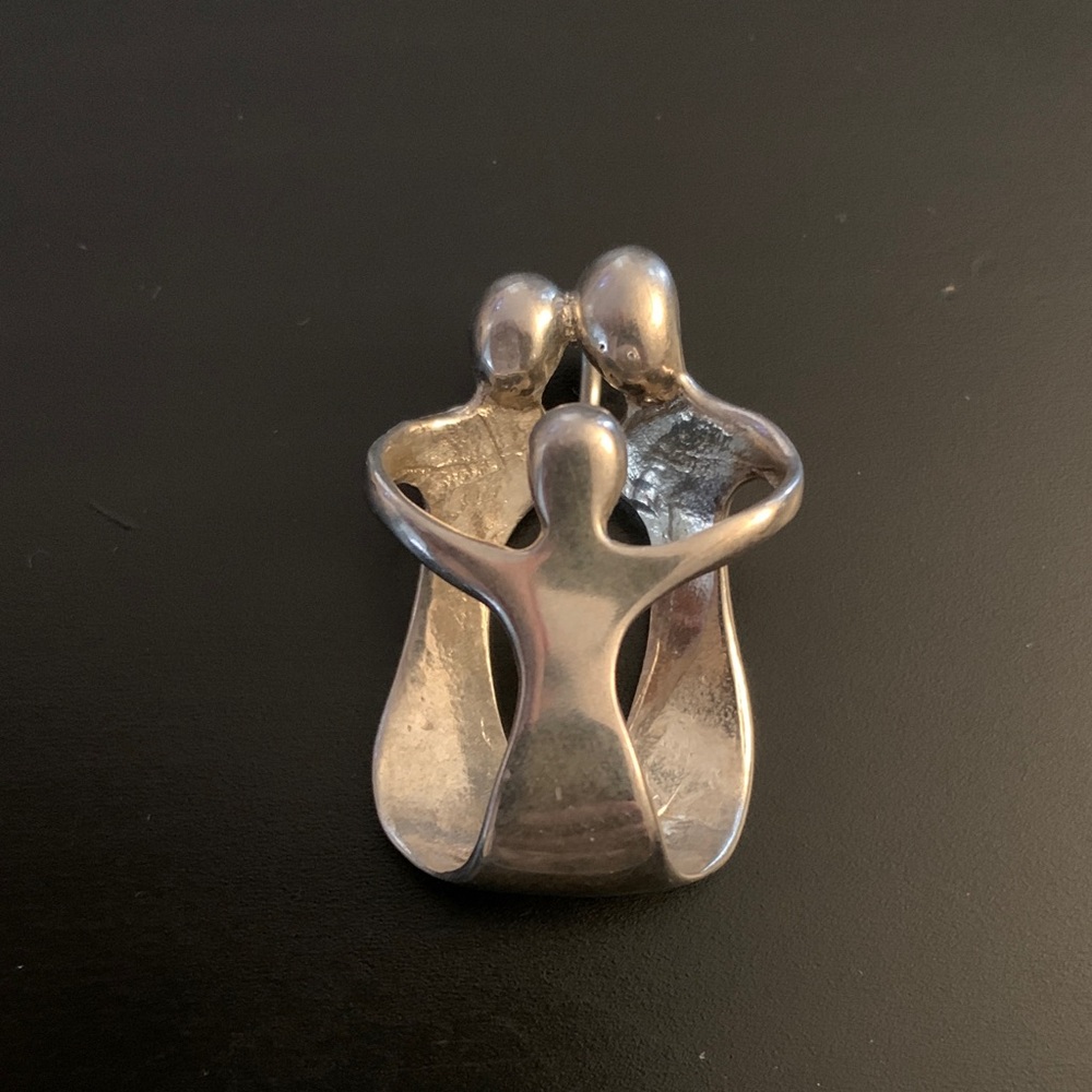 Elegant Silver Embrace Pendant
